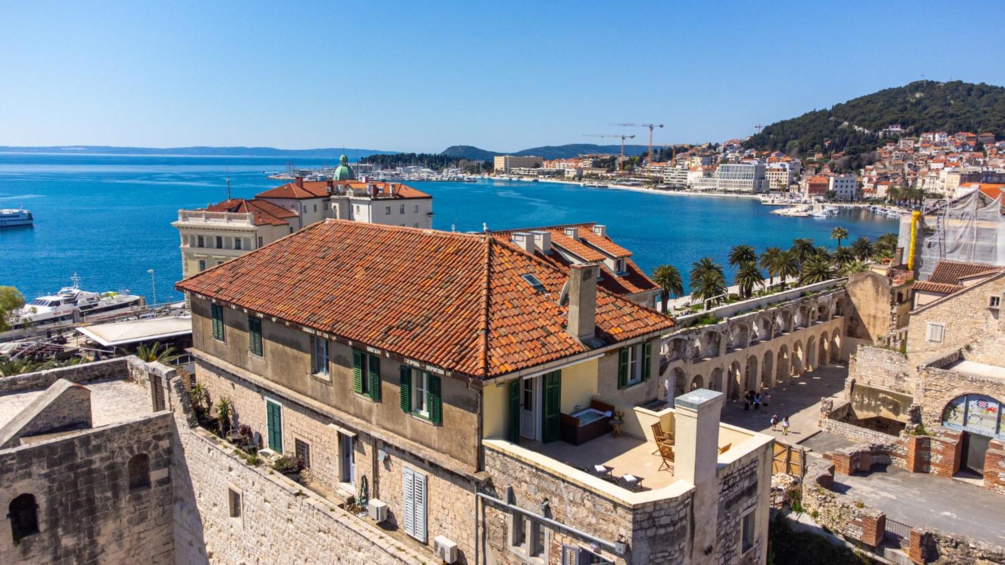 Appartement Terazza Grande In Diocletian Tower à Split Extérieur photo